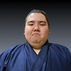 隆太隆 真一
